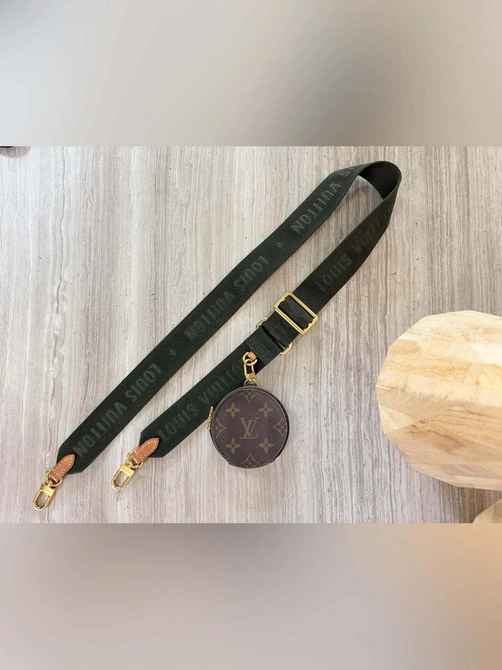 Louis Vuitton Khaki Bandoulière Strap & Coin Purse
